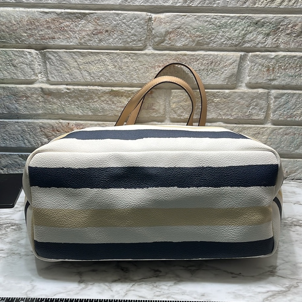 Kate Spade Bondi Road Striped Harmony Tote, Tan Cream & navy striped, Large VGUC - Picture 9 of 15